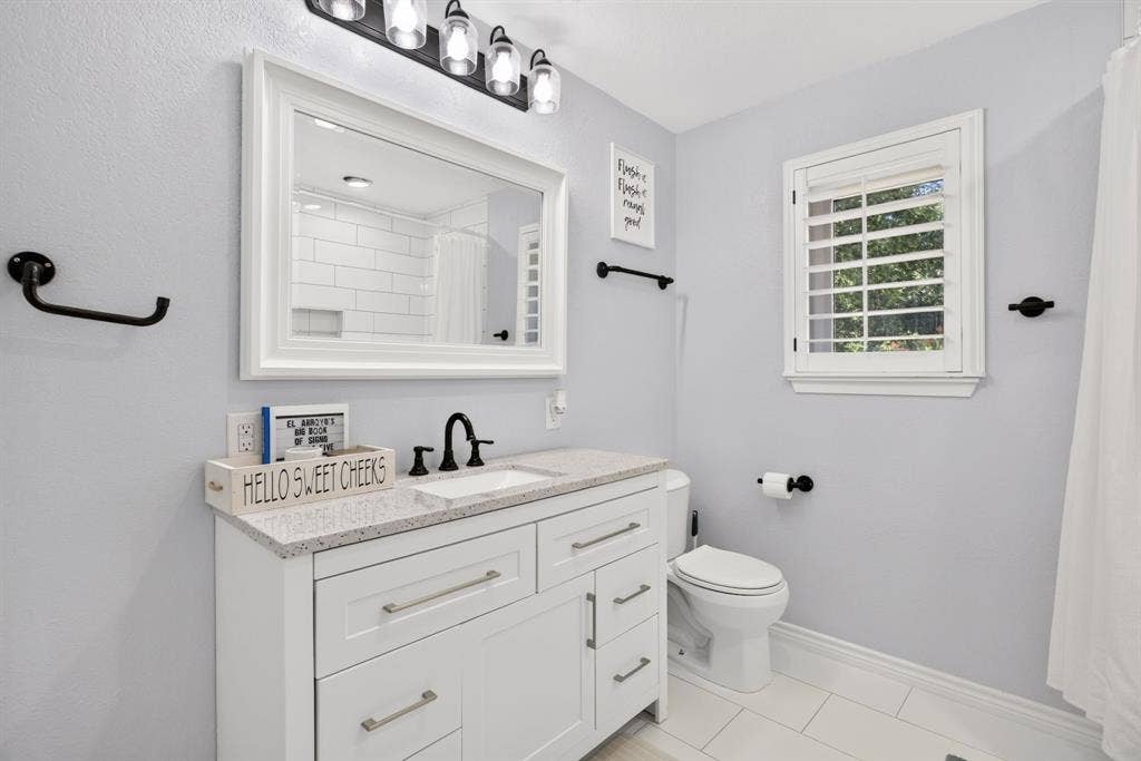 8921 Random Road, Fort Worth, TX 76179