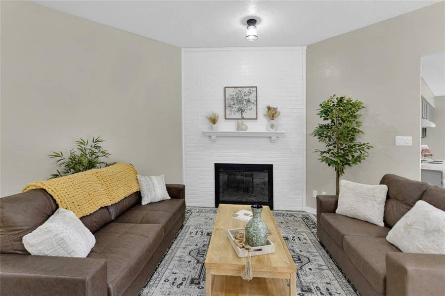 Property photo for 710 Austin Drive, DeSoto, TX