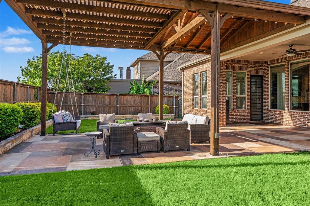 Patio swing