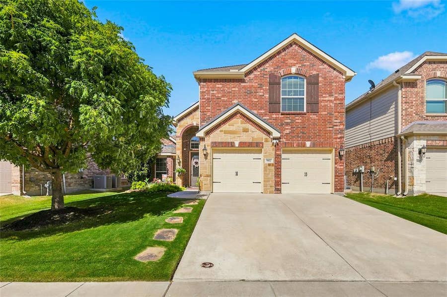 Property photo for 9812 Nolina Road, Fort Worth, TX