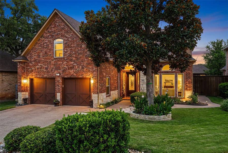 Property photo for 14 Jamie Court, Trophy Club, TX