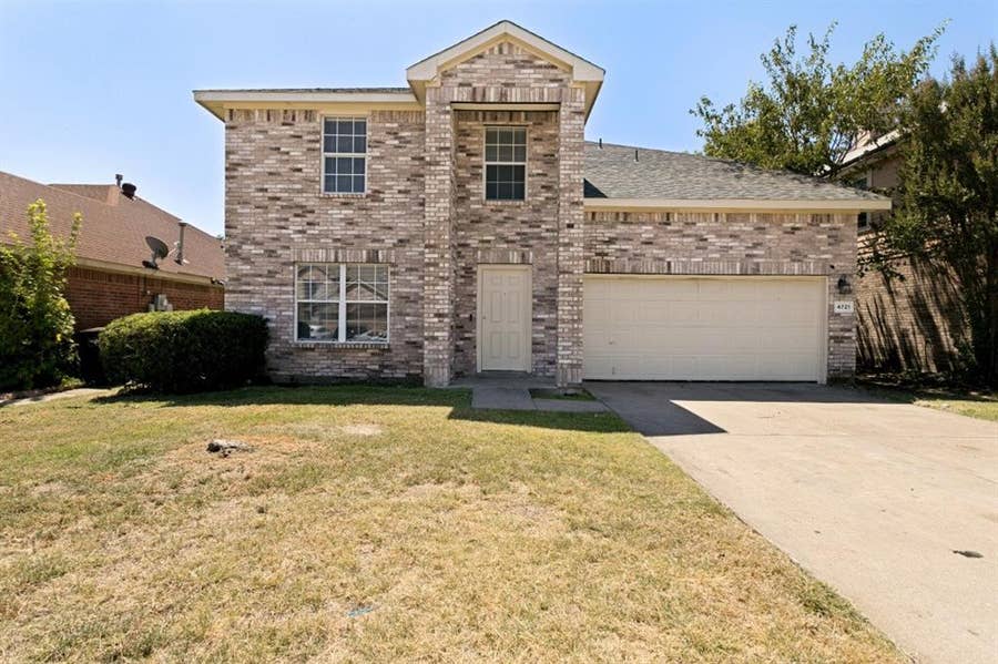 Property photo for 4721 Palm Ridge Drive, Fort Worth, TX