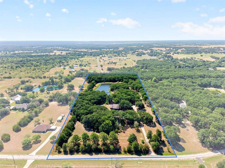 Property photo for 10148 Bluebonnet Drive, Scurry, TX