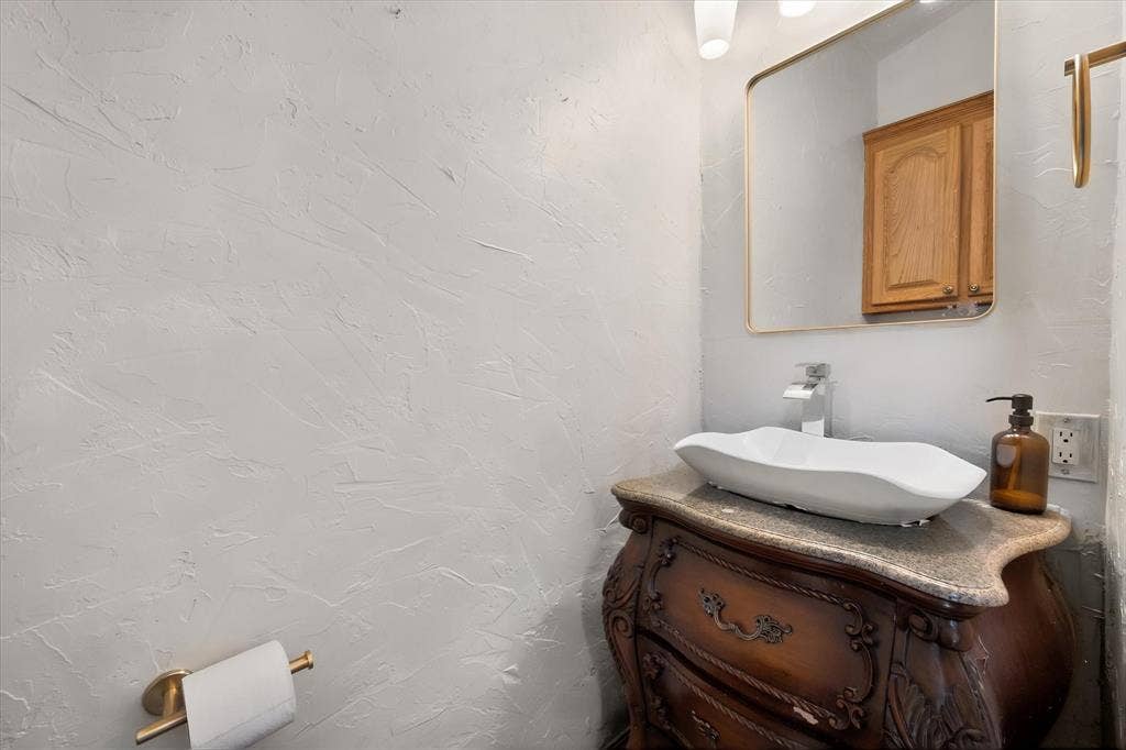1814 Robbins Road, Athens, TX 75751 1814 Robbins Road, Athens, TX 75751