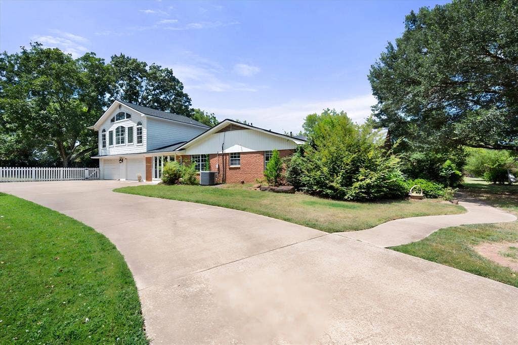 1814 Robbins Road, Athens, TX 75751 1814 Robbins Road, Athens, TX 75751