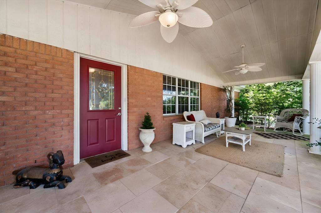 1814 Robbins Road, Athens, TX 75751 1814 Robbins Road, Athens, TX 75751