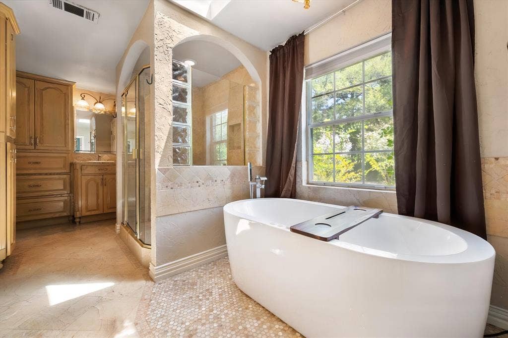 1814 Robbins Road, Athens, TX 75751 1814 Robbins Road, Athens, TX 75751