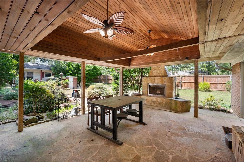 1814 Robbins Road, Athens, TX 75751 1814 Robbins Road, Athens, TX 75751