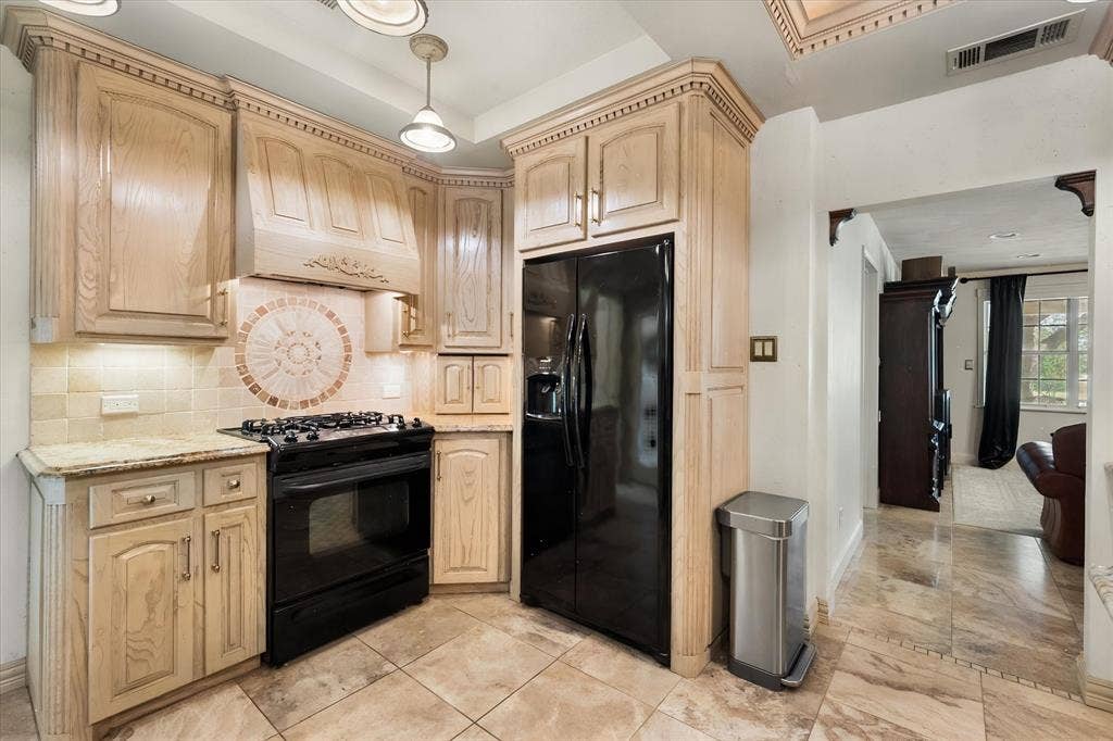 1814 Robbins Road, Athens, TX 75751 1814 Robbins Road, Athens, TX 75751