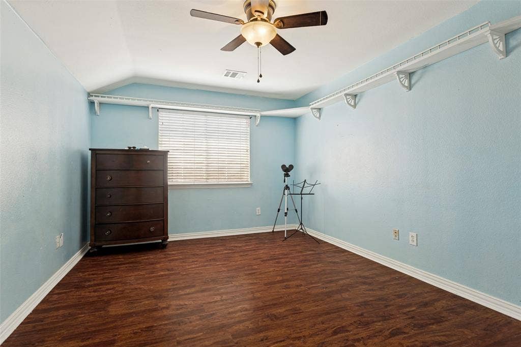 4308 Cedar Valley Drive, Plano, TX 75024 Large secondary bedroom upstairs