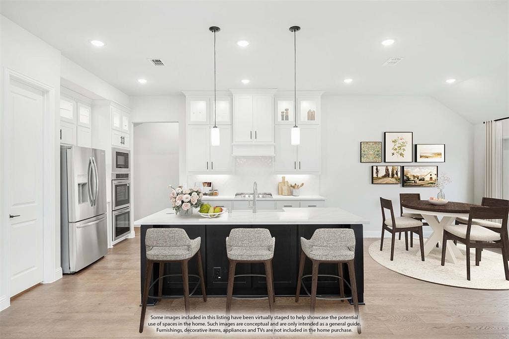 941 Cardinal Drive, Midlothian, TX 76065