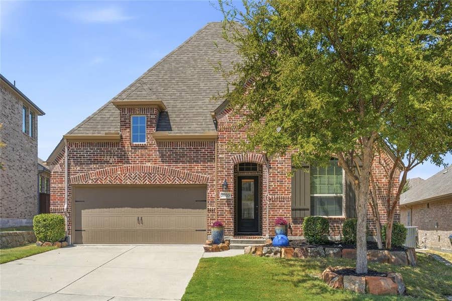 Property photo for 3933 Ramble Creek Drive, McKinney, TX