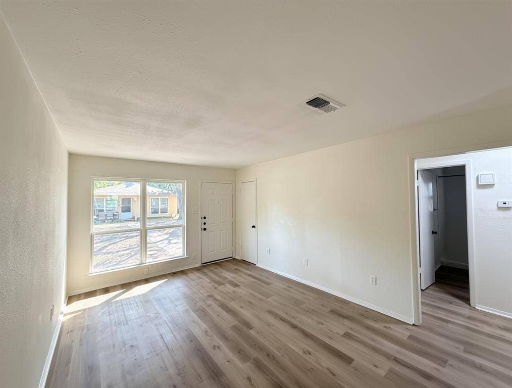 102 George Hopper Road, Midlothian, TX 76065 102 George Hopper Road, Midlothian, TX 76065