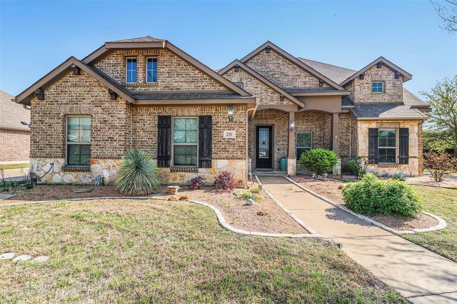 Property photo for 230 Sandy Way, Red Oak, TX