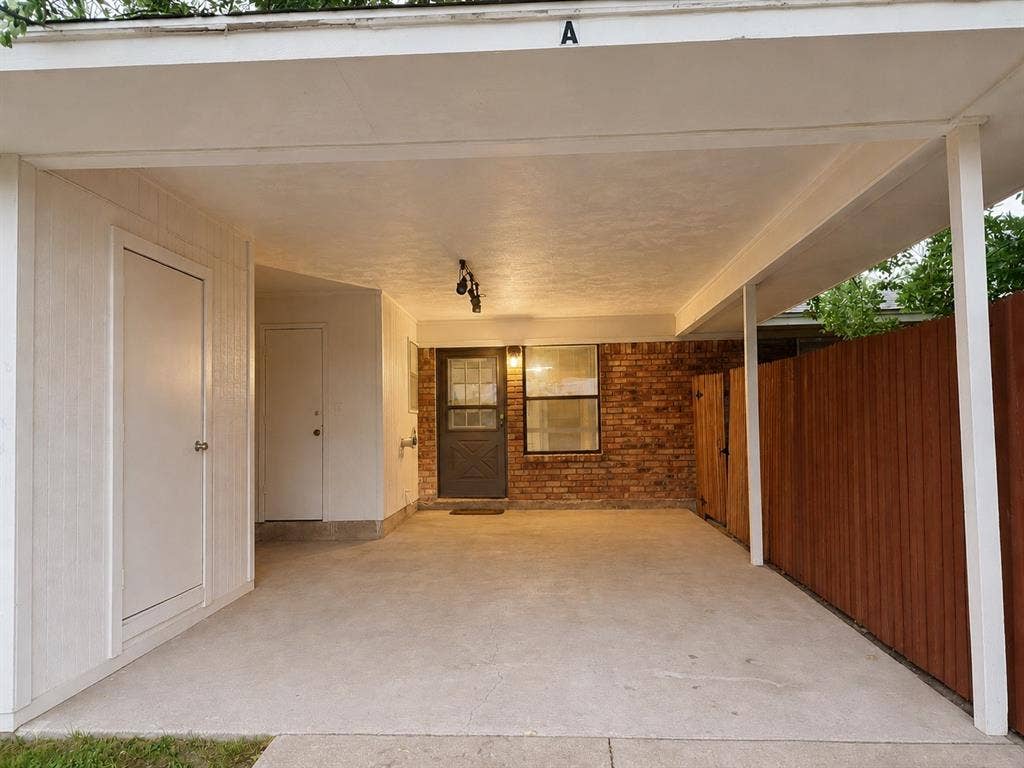 2111 Quail Run, #A, McKinney, TX 75071 2111 Quail Run, #A, McKinney, TX 75071