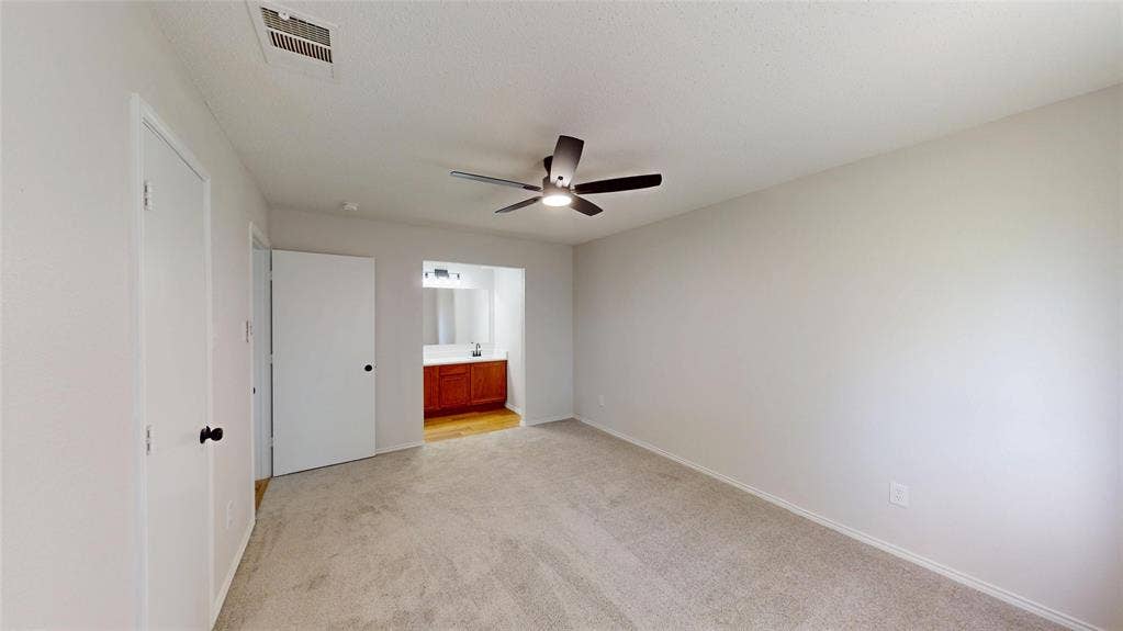 1532 Marion Drive, Dallas, TX 75211 1532 Marion Drive, Dallas, TX 75211