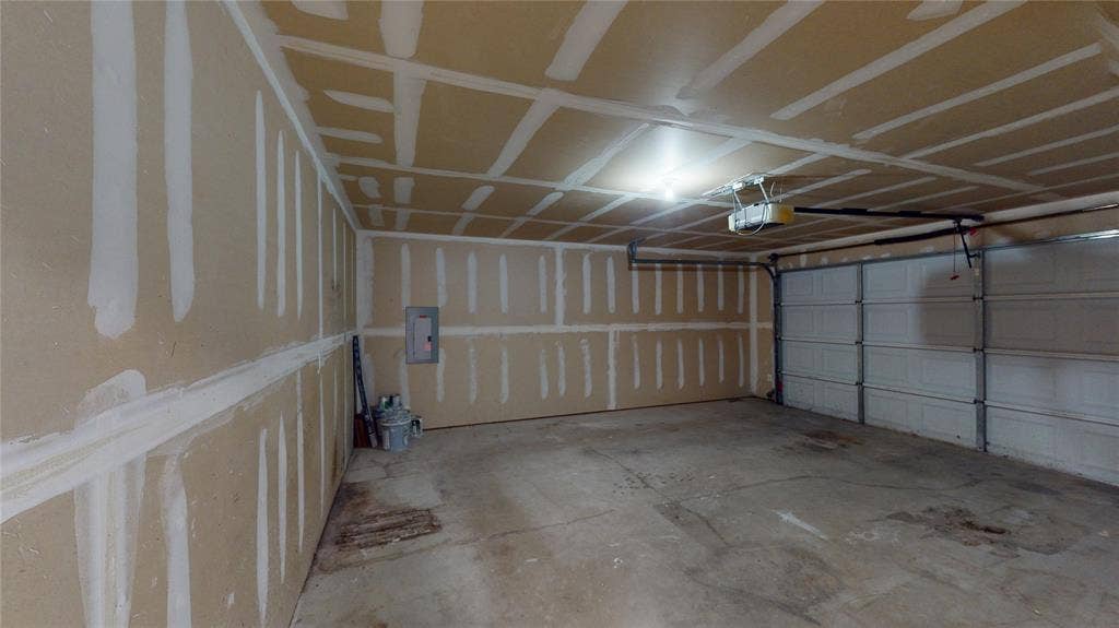 1532 Marion Drive, Dallas, TX 75211 1532 Marion Drive, Dallas, TX 75211