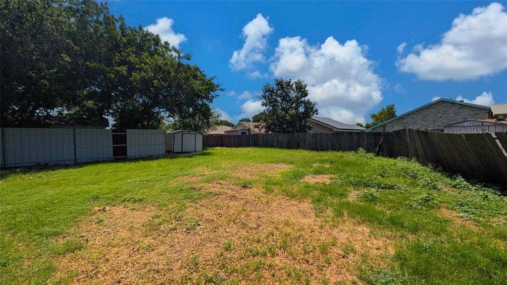 1532 Marion Drive, Dallas, TX 75211 1532 Marion Drive, Dallas, TX 75211