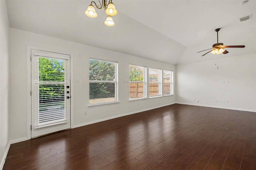 10112 Asheboro Street, Frisco, TX 75035 10112 Asheboro Street, Frisco, TX 75035