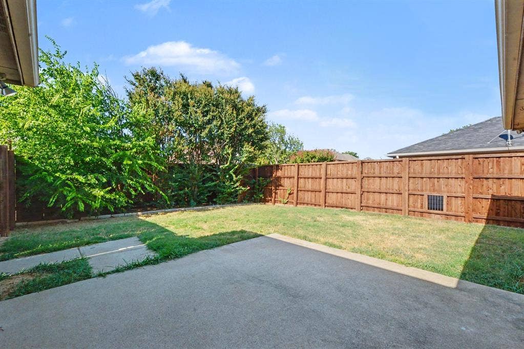 10112 Asheboro Street, Frisco, TX 75035 10112 Asheboro Street, Frisco, TX 75035