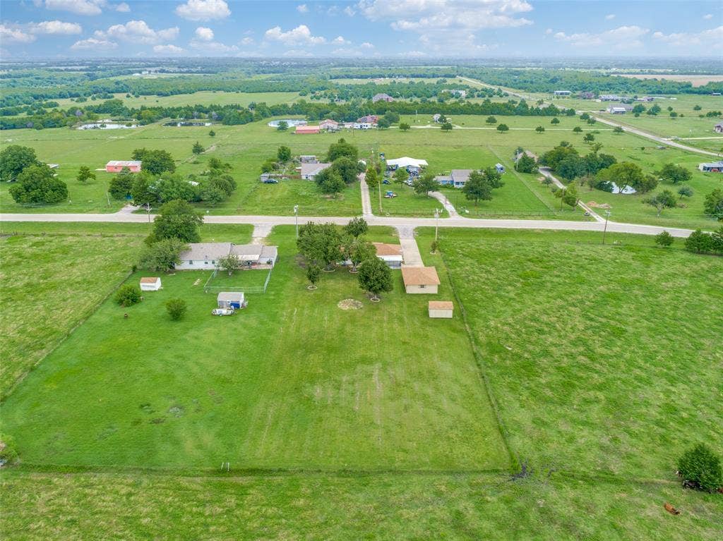 2689 FM 1569, Greenville, TX 75401 2689 FM 1569, Greenville, TX 75401