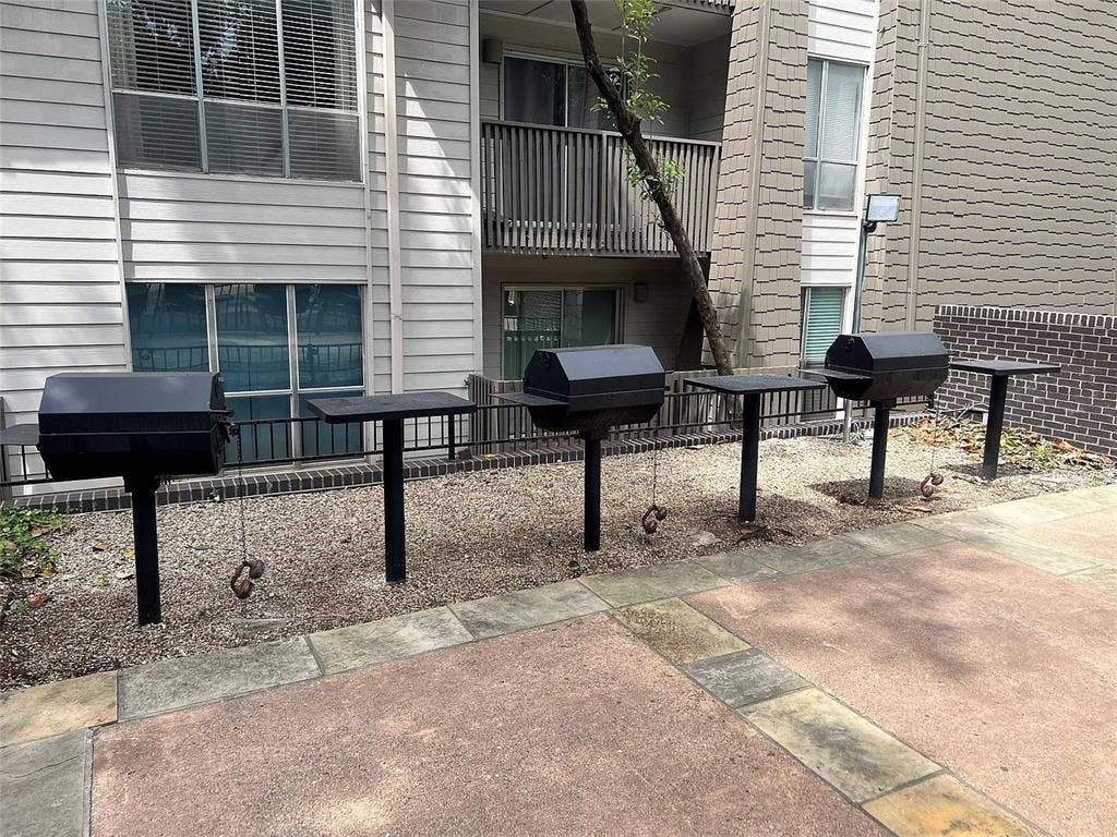 4859 Cedar Springs Road, #150, Dallas, TX 75219
