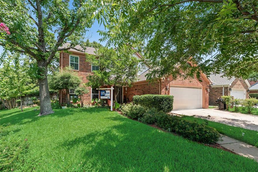 Property photo for 3113 Rustic Woods Court, Bedford, TX