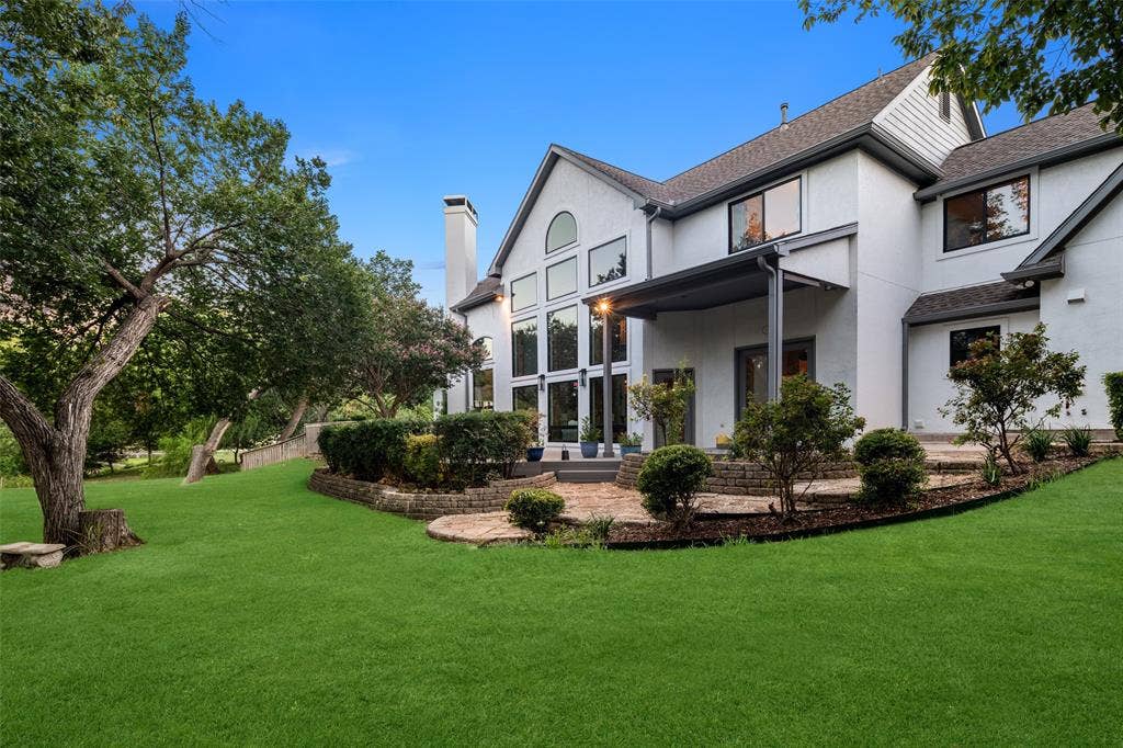 7750 Cottonwood Street, Frisco, TX 75033 Exceptional Hill Country-inspired retreat on over 2 acres in the heart of Frisco.