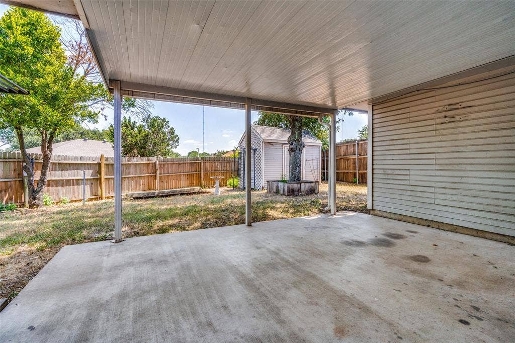 1001 Jorgenson Road, Cedar Hill, TX 75104