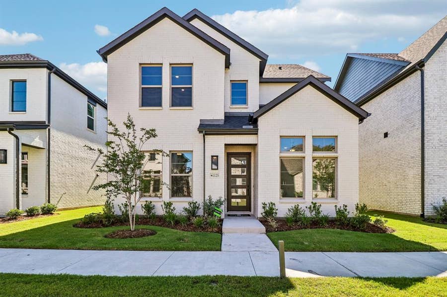 Property photo for 1125 Saltbrush Mews, Celina, TX