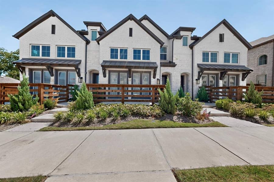 Property photo for 8148 Legacy Oak Drive, McKinney, TX