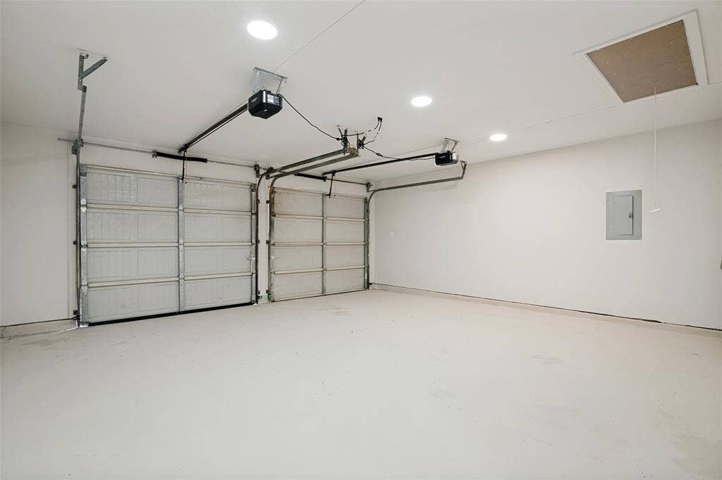 748 Kingswood Avenue, Richardson, TX 75080