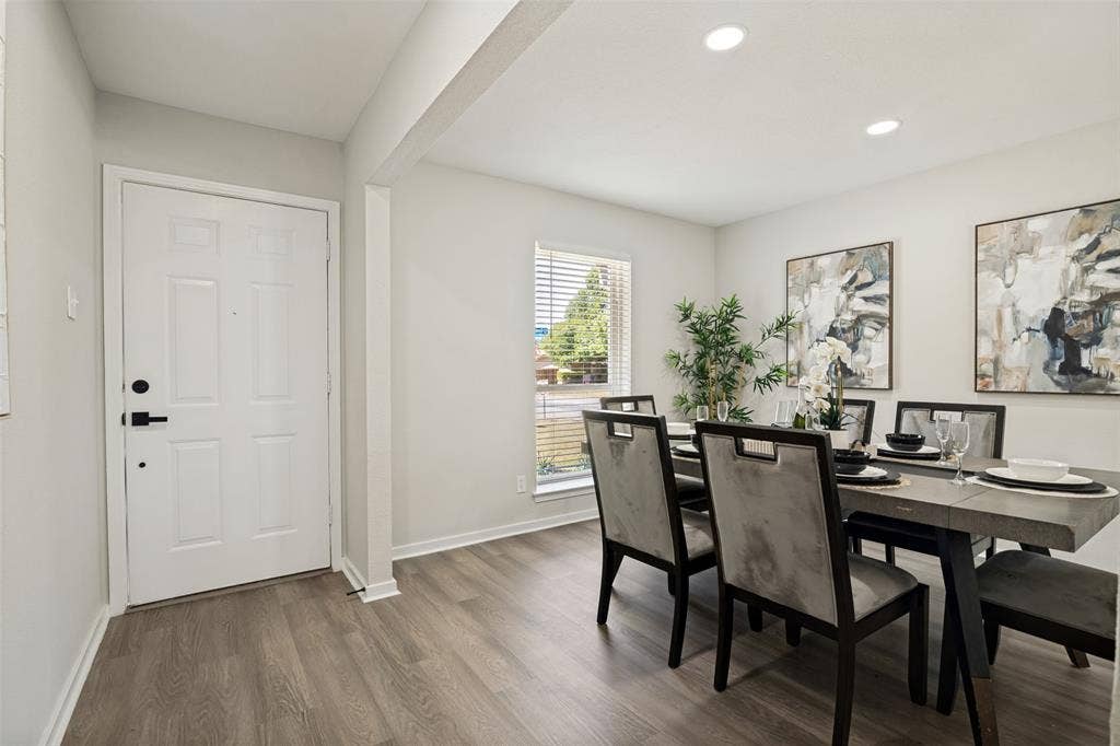 748 Kingswood Avenue, Richardson, TX 75080