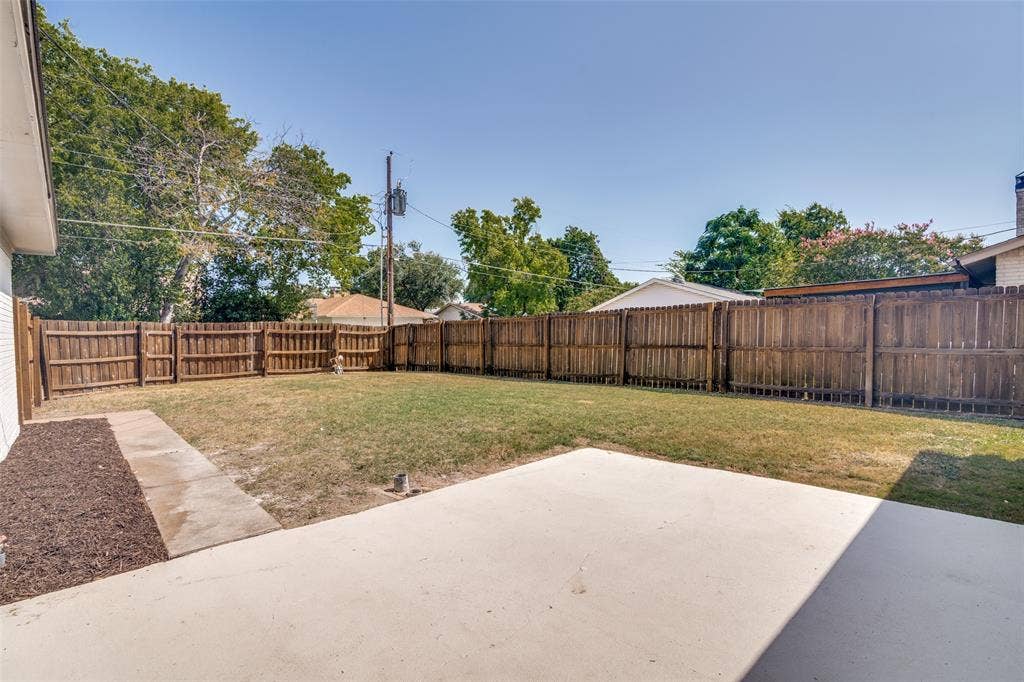 748 Kingswood Avenue, Richardson, TX 75080