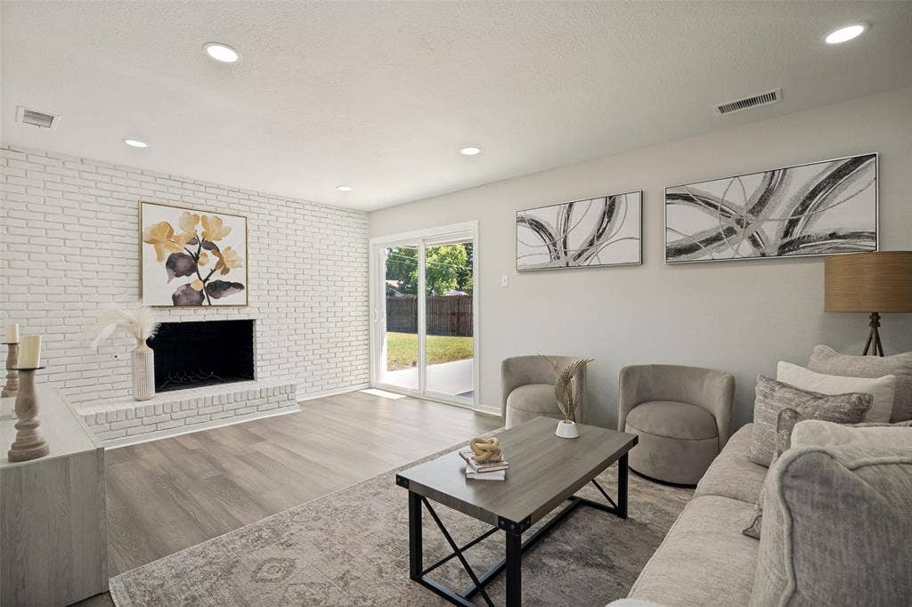 748 Kingswood Avenue, Richardson, TX 75080