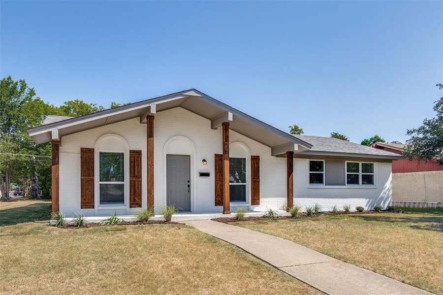 Property photo for 748 Kingswood Avenue, Richardson, TX