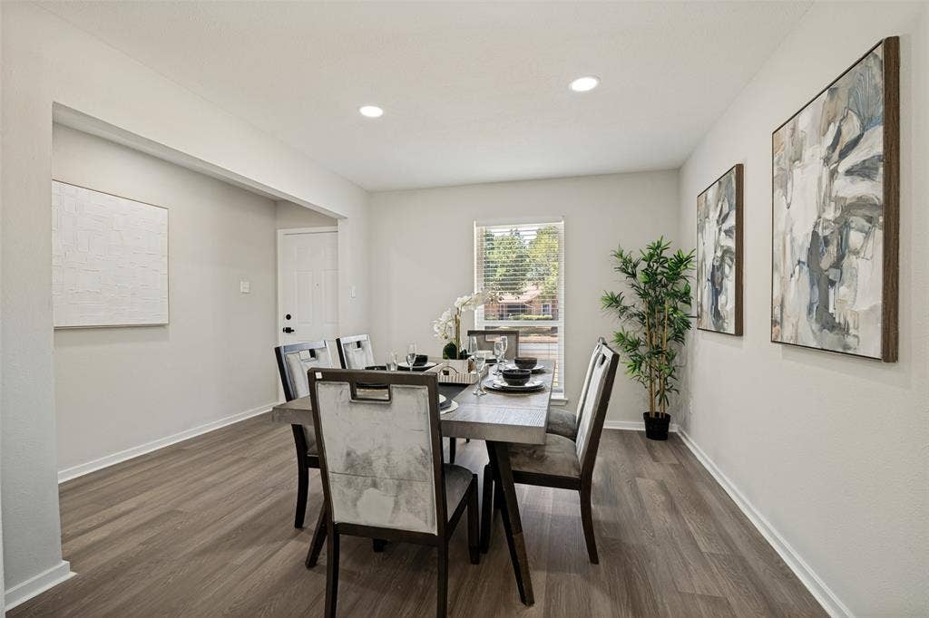 748 Kingswood Avenue, Richardson, TX 75080
