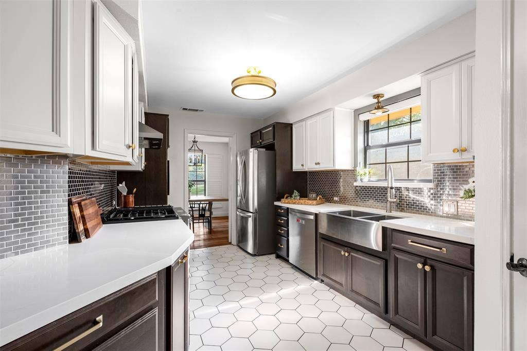2313 Tamarisk Lane, Plano, TX 75023 2313 Tamarisk Lane, Plano, TX 75023