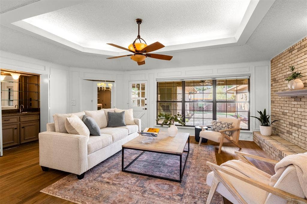 2313 Tamarisk Lane, Plano, TX 75023 2313 Tamarisk Lane, Plano, TX 75023