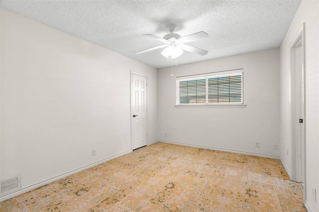 2313 Tamarisk Lane, Plano, TX 75023 2313 Tamarisk Lane, Plano, TX 75023