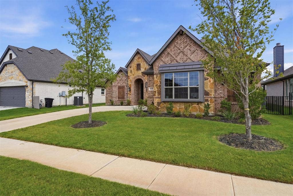 313 Bowrider Lane, Granbury, TX 76049 313 Bowrider Lane, Granbury, TX 76049