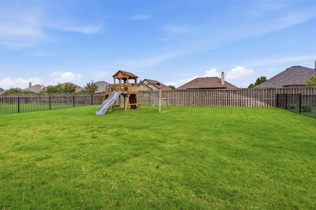 313 Bowrider Lane, Granbury, TX 76049 313 Bowrider Lane, Granbury, TX 76049