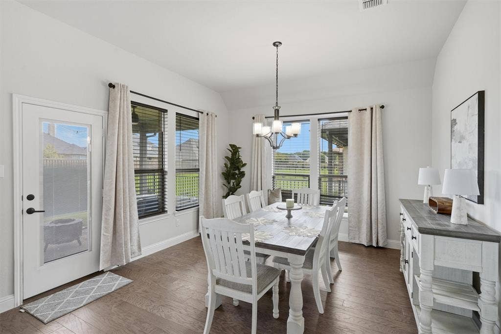 313 Bowrider Lane, Granbury, TX 76049 313 Bowrider Lane, Granbury, TX 76049