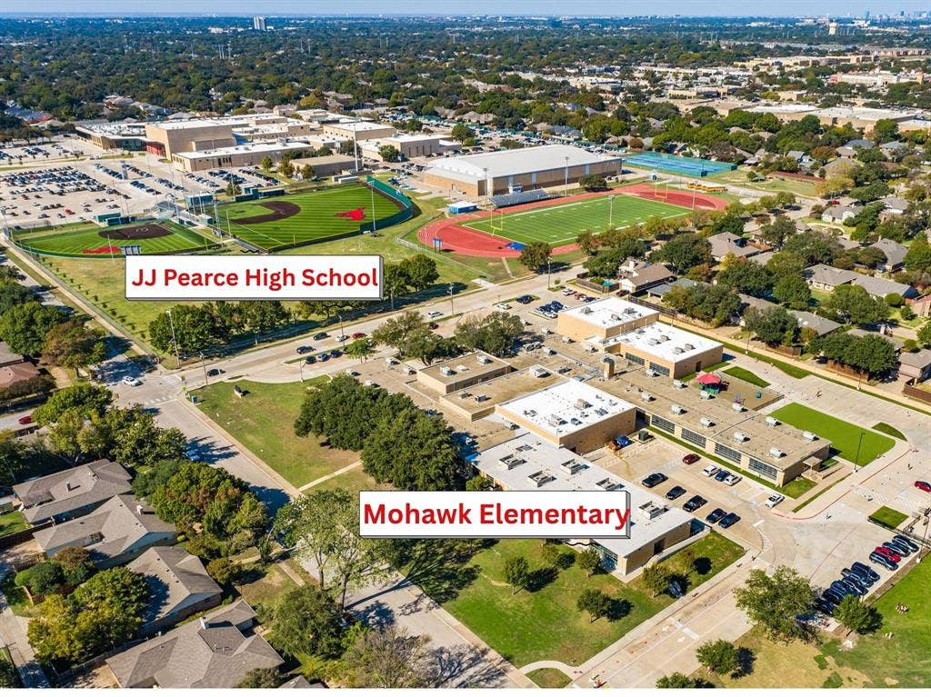1409 Navaho Trail, Richardson, TX 75080 Property located 2 streets to the south of JJ Pearce and Mohawk Elementary!
