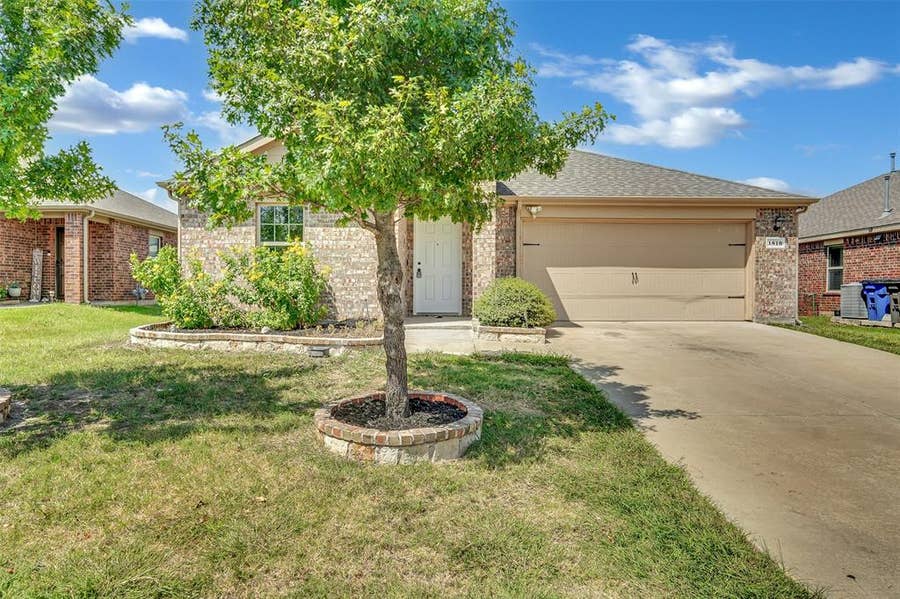Property photo for 1810 Prairie View Drive, Princeton, TX