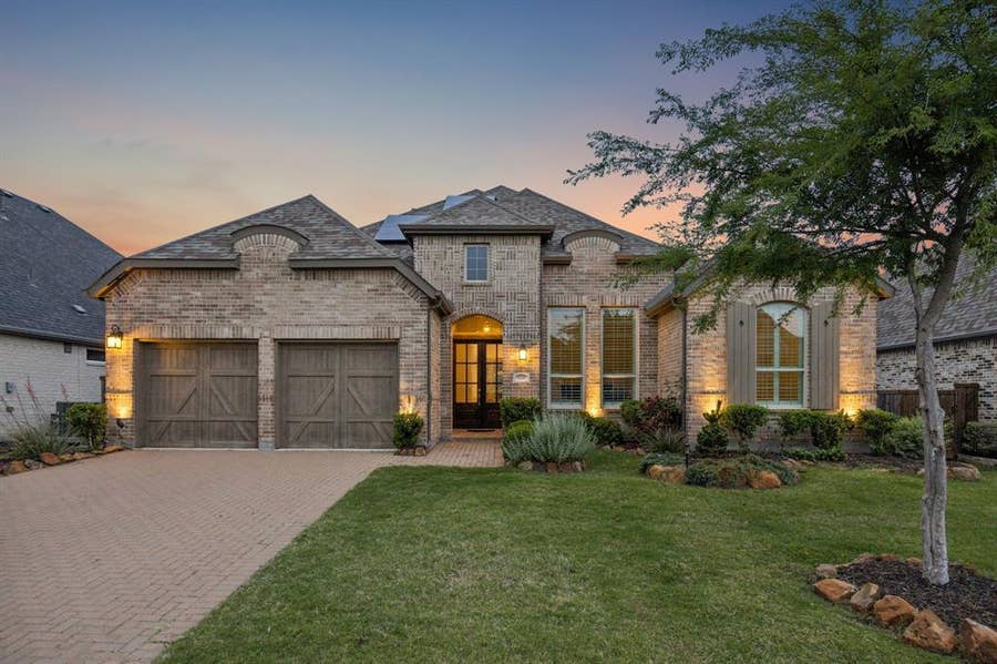 Property photo for 1950 Foxglen Drive, Prosper, TX