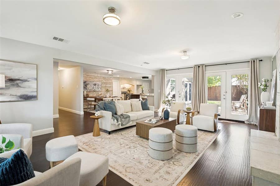 Property photo for 6018 Spring Flower Trail, Dallas, TX