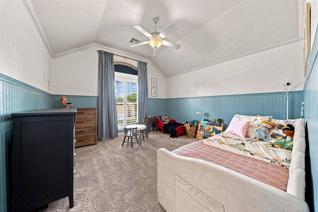 100 Painted Horse Trail, Waco, TX 76712