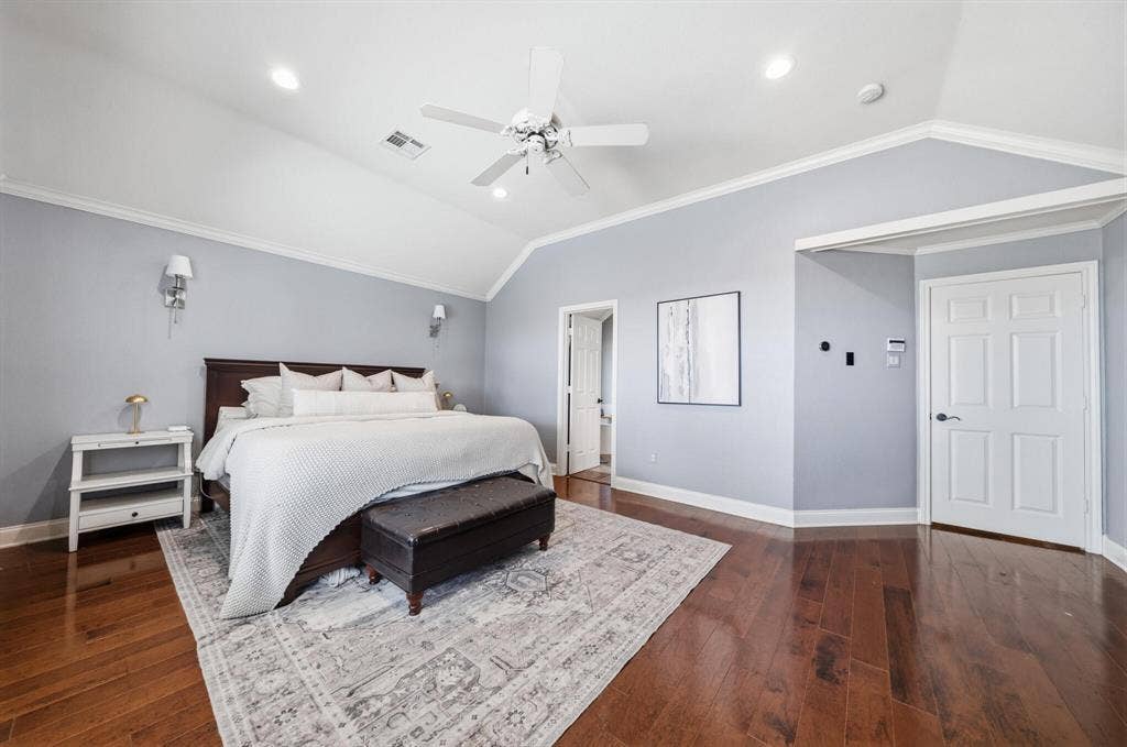 100 Painted Horse Trail, Waco, TX 76712