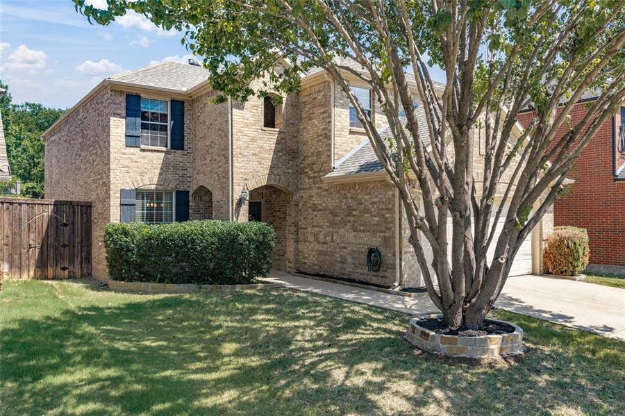 Property photo for 7104 Boysenberry Lane, Plano, TX